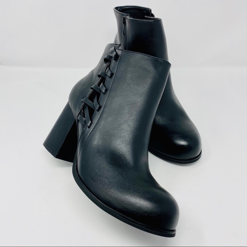 Torrid - NWT! Black Criss-Cross Side Boot (12)